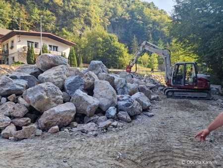 Sanacijska obnova vodotokov in hudournikov po popllavah_Stahovica (11)